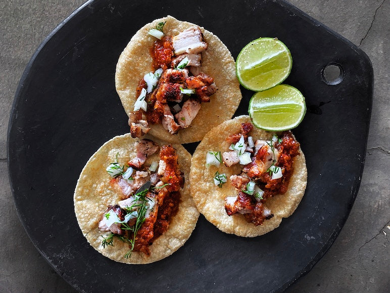 Taquitos de chicharrón con Rub #1 TIJUANA🇲🇽 y salsa de chipotle