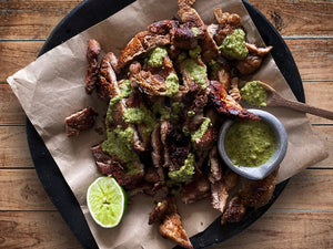 Bondiola parrillada con Rub #8 NAIROBI🇰🇪 y mojo verde